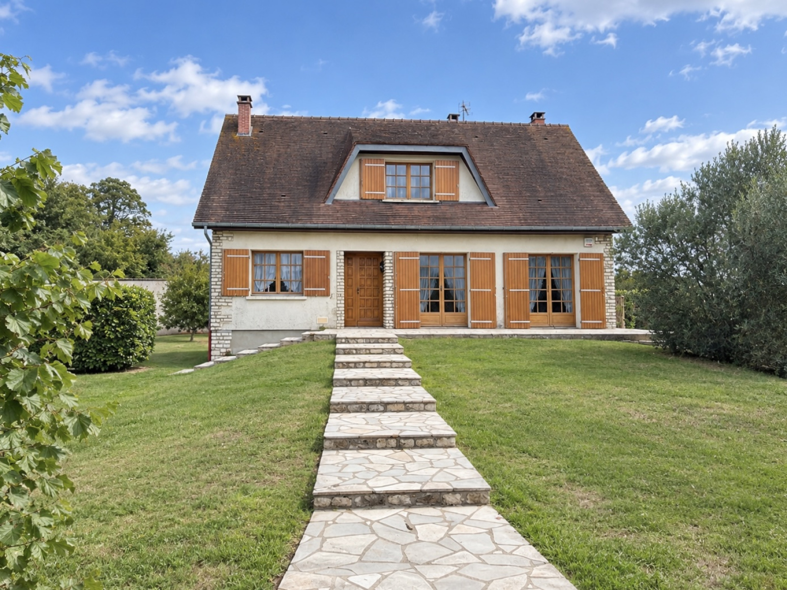 Maison 6 pièces 129 m² · à Rochy-Condé · 129 m² · 255 000 €