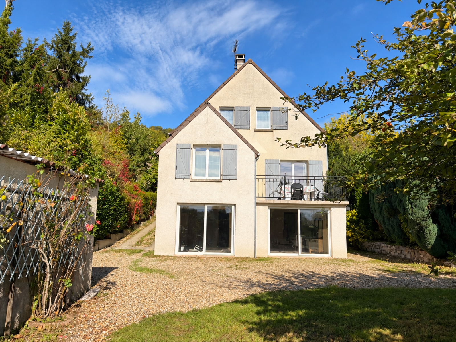 Maison 7 pièces 106 m² · à Monchy-Saint-Éloi · 106,3 m² · 270 000 €